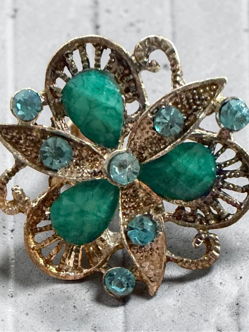 Vintage Style Teal Flower Adjustable Ring with Blue Crystals